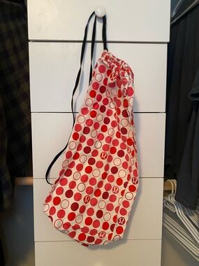 lululemon athletica yoga mat bag with drawstring